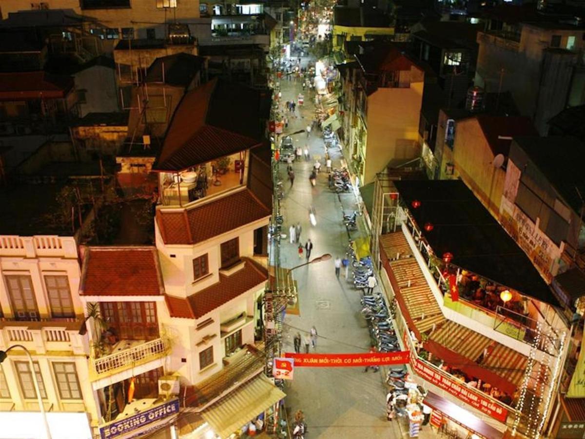 Khách sạn Dollar & Travel